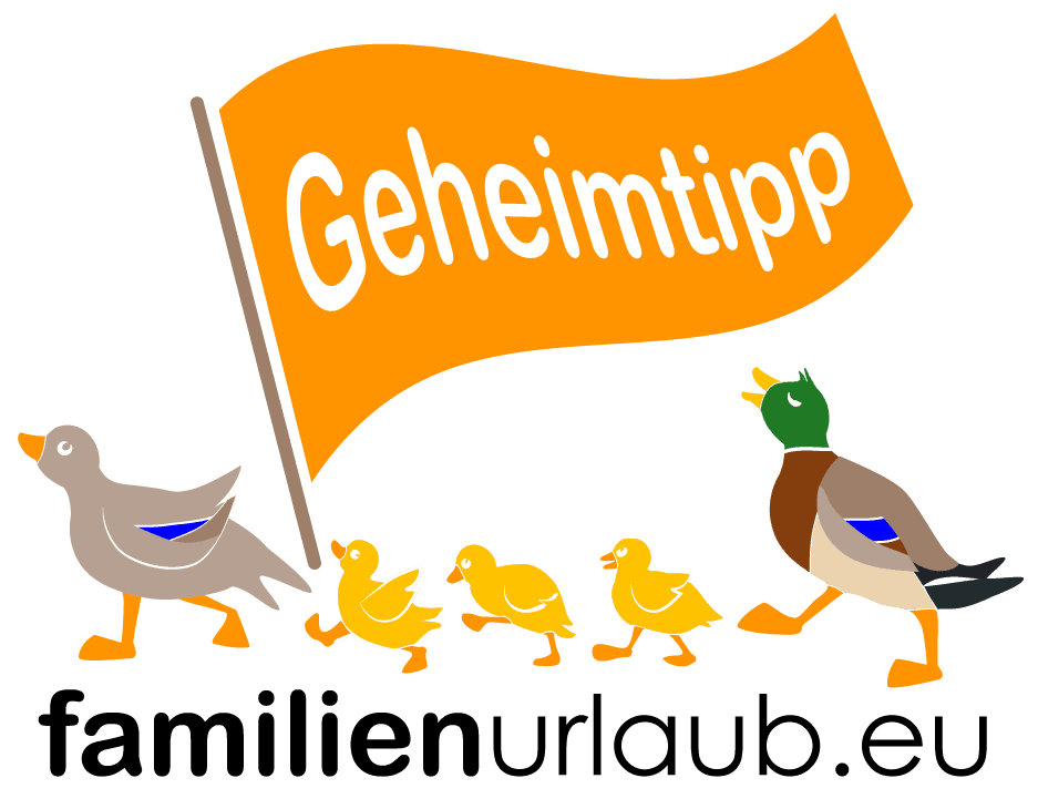 Entenfamilie trägt Geheimtipp-Banner, empfiehlt etwas Besonderes.
